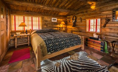 Geysir-Cabin-1-393x240
